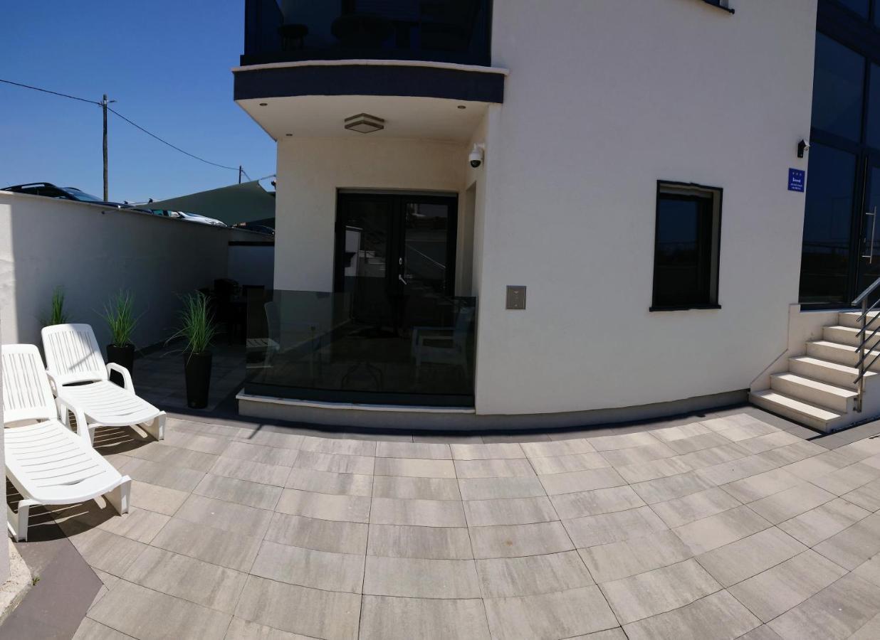 West Star Apartment Trogir Bagian luar foto