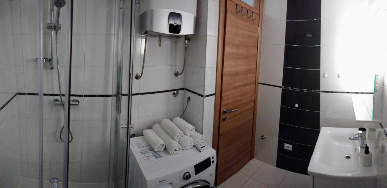 West Star Apartment Trogir Bagian luar foto